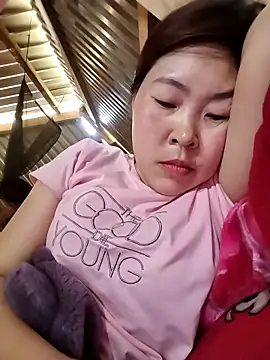 Yiyoongg Show Webcam