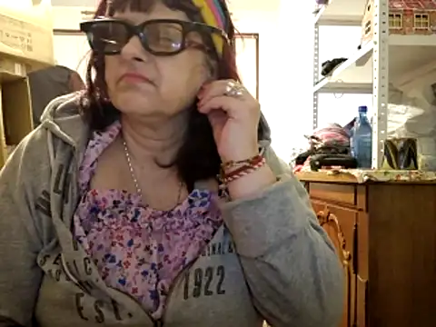 Samantha_Squirt@xh Chat XXX in diretta