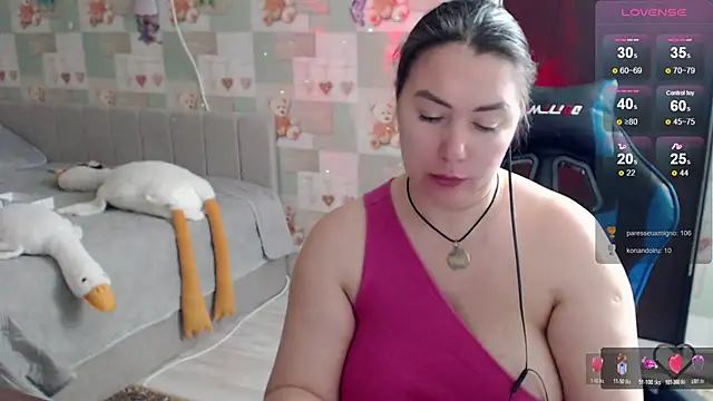 Živý XXX chat Korolek12