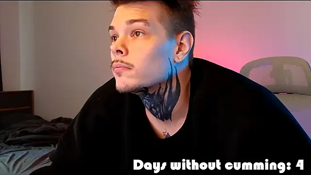 DENIS_HERE Adlı Modelin Canlı XXX Sohbeti