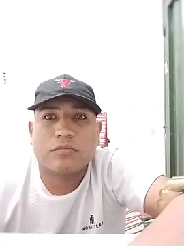 SOY0119DIEGO: онлайн-секс-чат