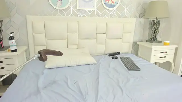 naia_coxのライブXXXチャット