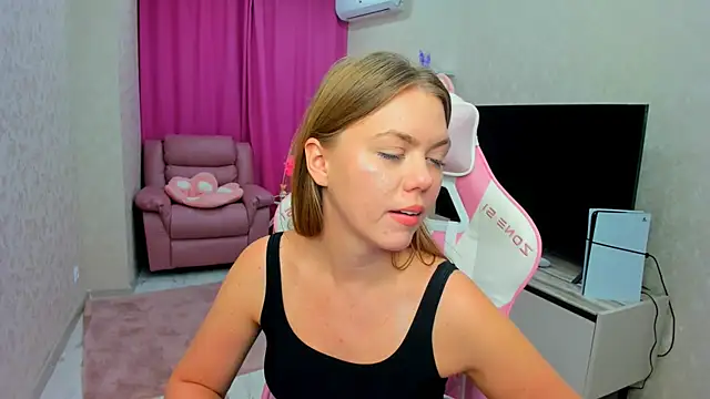 Strawberrye's Live XXX Chat