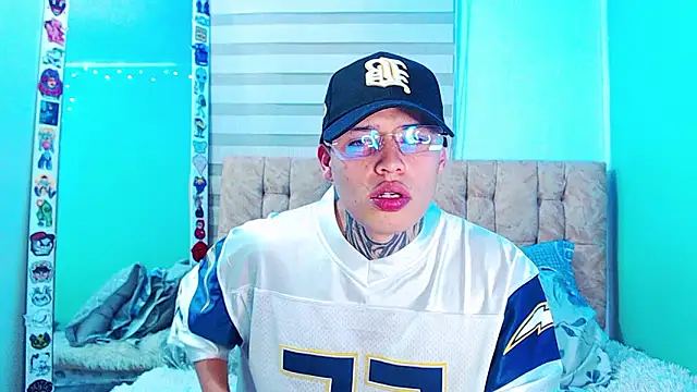 _justinmoon2n Live XXX chat