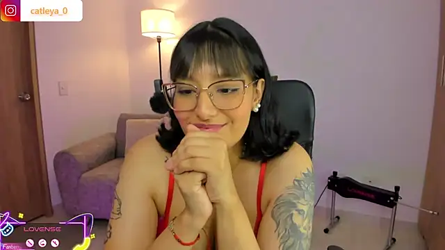 Chat +18 de catleya_0 ao vivo