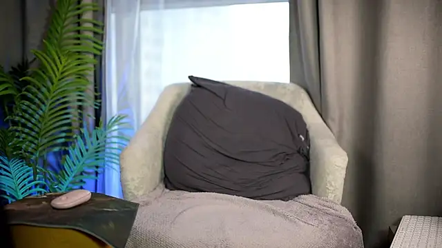 juwenta: онлайн-секс-чат