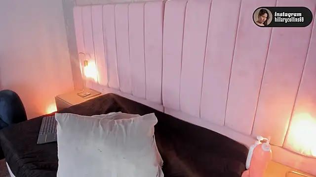 Hillary_Collins1 élő XXX-chatje