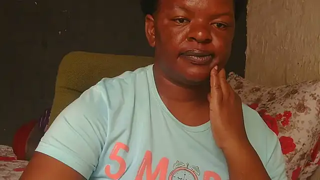 Chat +18 de ebony_rose11 ao vivo