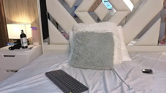 Chat +18 de Lisa_sweetas ao vivo