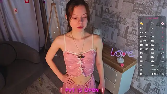 TiannaBorlace 即時 XXX 聊天