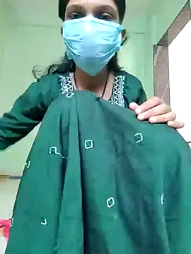 Shivani2002 在線直播表演