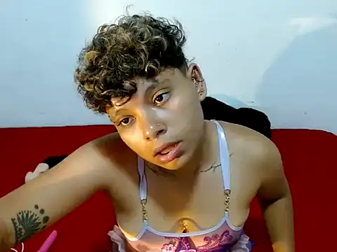 Chat +18 de scarletfox__3 ao vivo