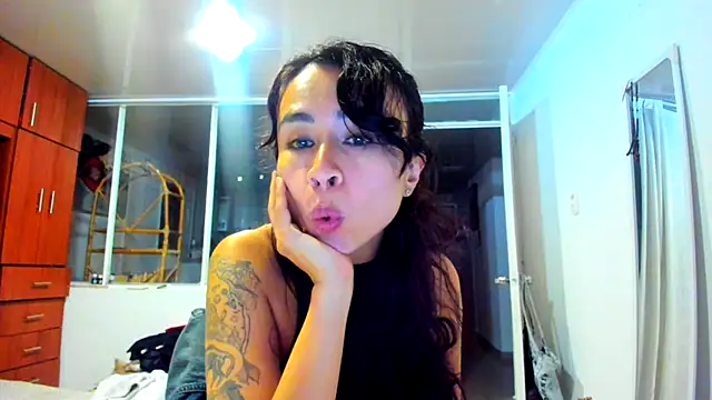 Eloissa_jonesn Live XXX chat