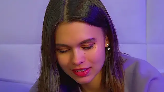 PollyLandersのライブXXXチャット