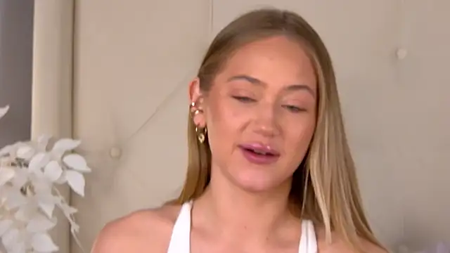 แชท XXX สดของ ur_wet_dreams