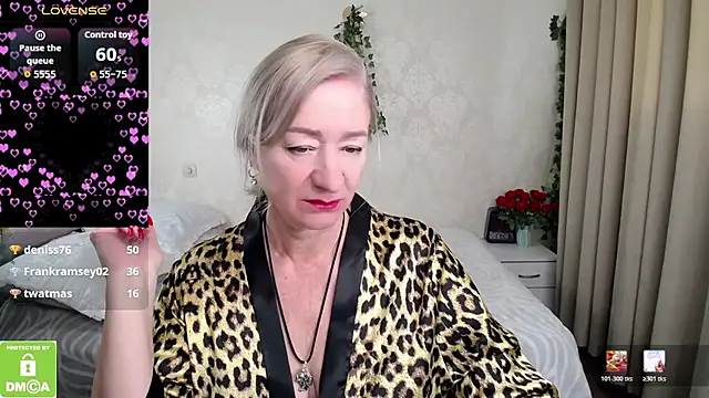 hunters_woman Webcam Show