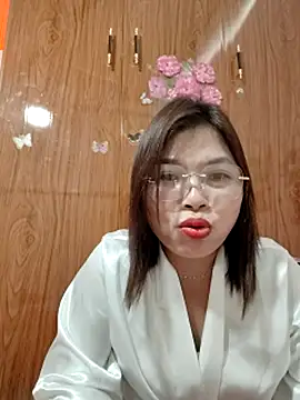 Cover-baa Live XXX-Chat