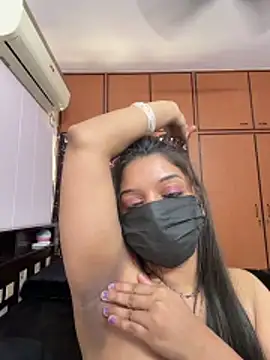 Sirishateluguammai webkamerás műsora