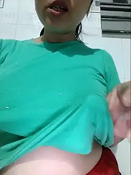 Shine_Mai Show Webcam