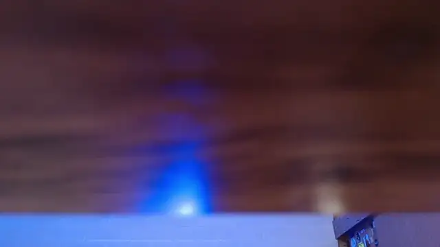 XXX chat uživo modela Amy66