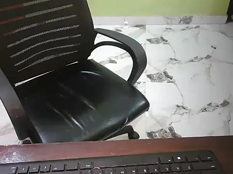 Czat XXX na żywo – babycharu