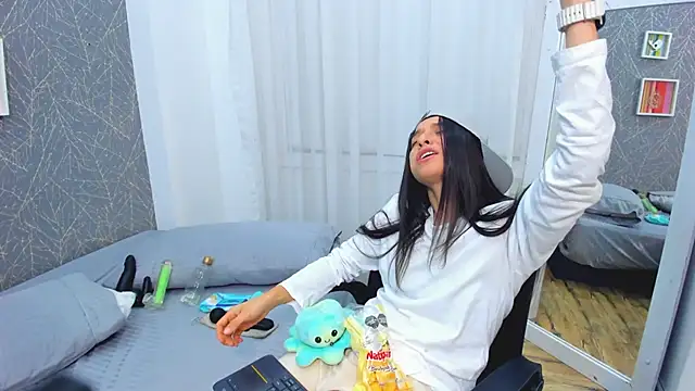 ViictoriiaSaenz Live XXX Chat