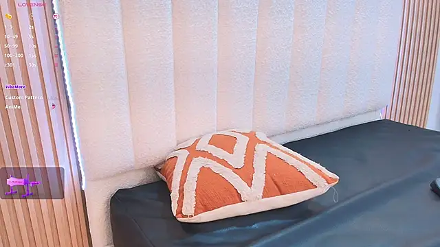 Amira_Alzahra Adlı Modelin Web Kamerası Şovu