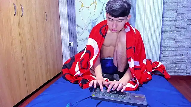 massimoferrera303av Webcamshow