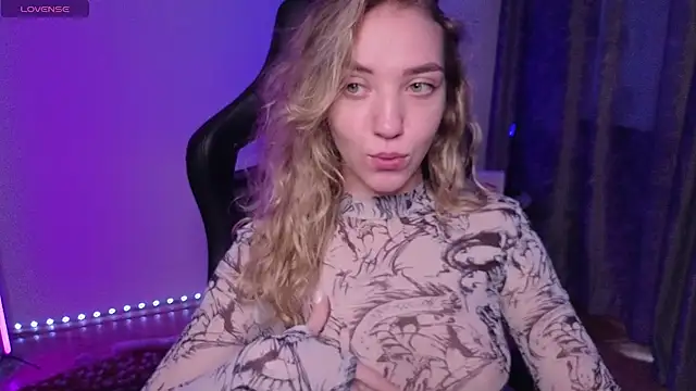 alice_charm_ élő XXX-chatje