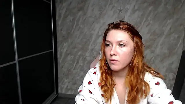 Chat +18 de Reginasmilee ao vivo