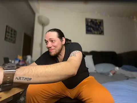 lucasgalacticman Adlı Modelin Canlı XXX Sohbeti