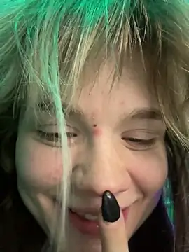 Chat +18 de Cutiepiespanks ao vivo