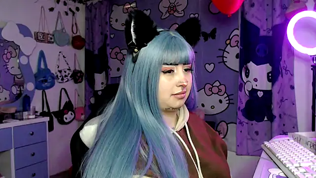 lussyevans24 élő XXX-chatje