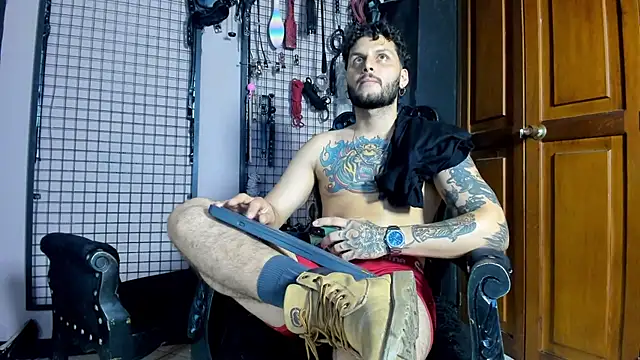 Twisted_Fantasy – webcam-show