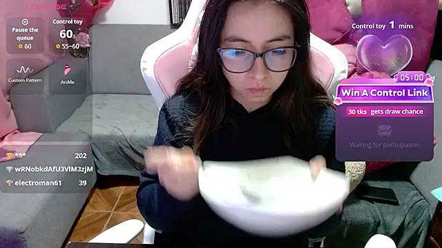 Maggie_Fox3 élő XXX-chatje