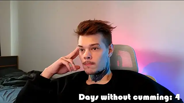 DENIS_HEREn Live XXX chat