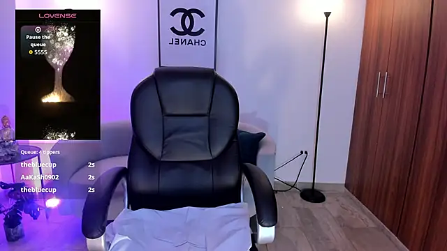 Natasha_Kiim_ – Naživo XXX chat