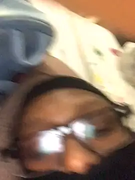 CinnaCakesss Live XXX-chat