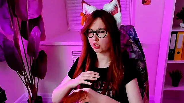 CarolGiggly live XXX chat