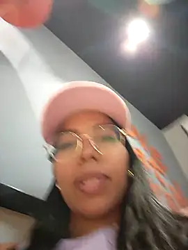 SheenaBrooke Live XXX-chat