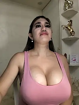 Chat XXX en directo de SexyFatHugeCock