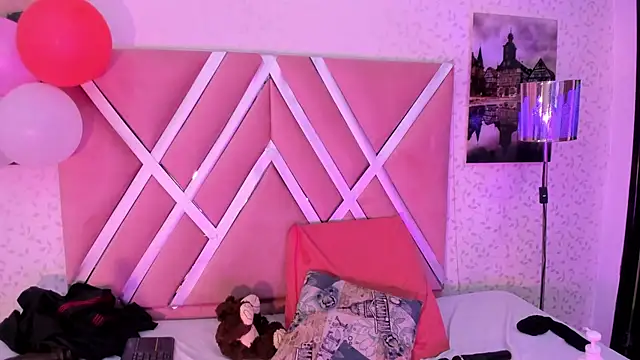 aniemorningstar Chat XXX in diretta