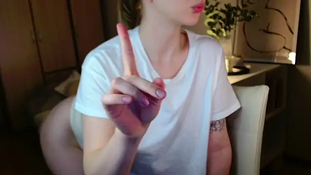 Онлайн чат XXX mynameloveeeeee