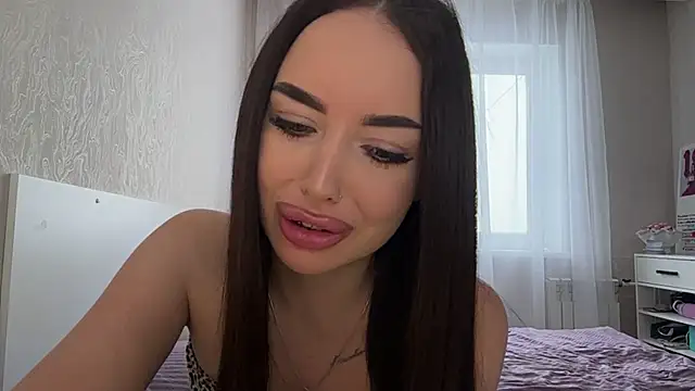 QueenGelik Chat XXX in diretta