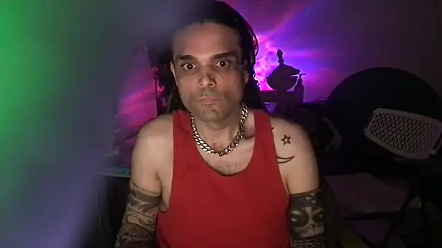 Chatroom XXX en direct de StuntingSpunMarine69