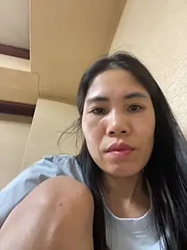 XXX chat uživo modela Keola_kwad