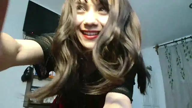 Czat XXX na żywo – Dama_Scarlata18