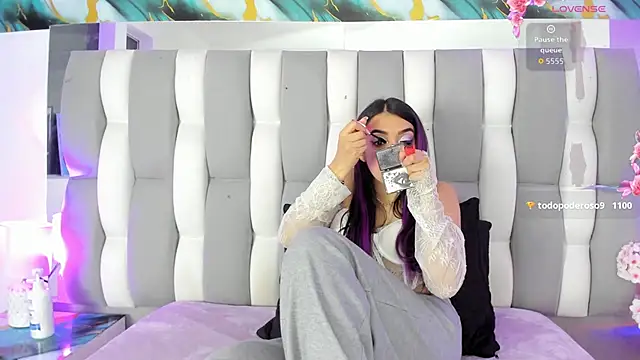 Онлайн чат XXX IsaDiiaz