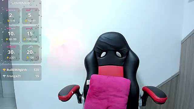 Isa_klein 现场XXX聊天