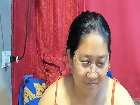 PINAYSUNSHINE38's Live XXX Chat